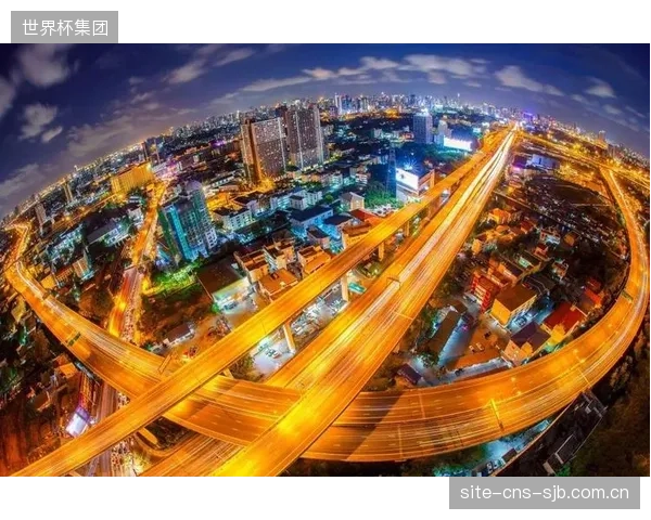 人宠共训”主题的商业运动空间将成为2027年后购物中心吸引家庭客流的新标配 人宠共训”主题的商业运动空间将成为2027年后购物中心吸引家庭客流的新标配